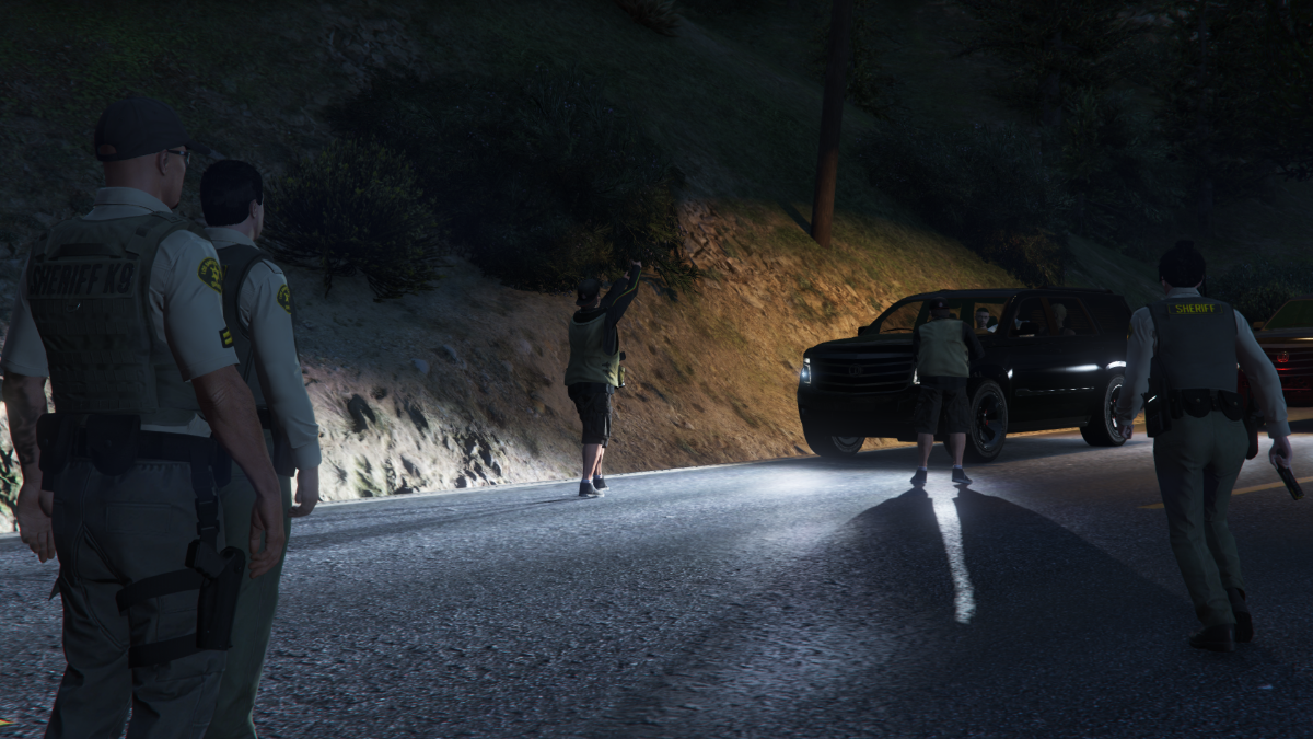 paparazzi1.png.18260fb64be3853f49a13d03e26aa6aa.png