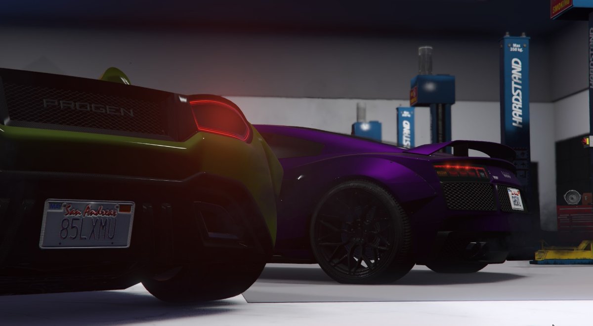 1009083145_GrandTheftAutoVScreenshot2023_05.14-00_42_35_95.jpg.68907a00dfb180bb67f7b7f50ec42351.jpg