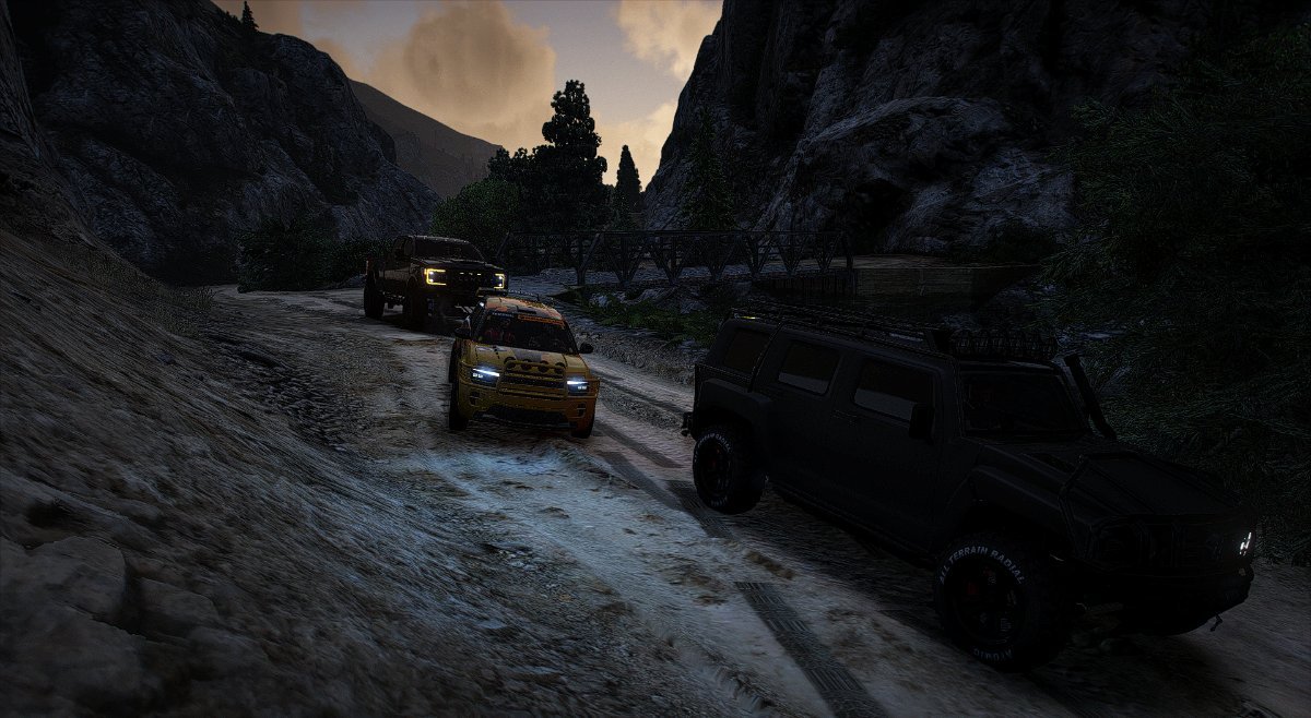 2offroad.jpg.e5133a50fd180a3456bb08768d49bab8.jpg