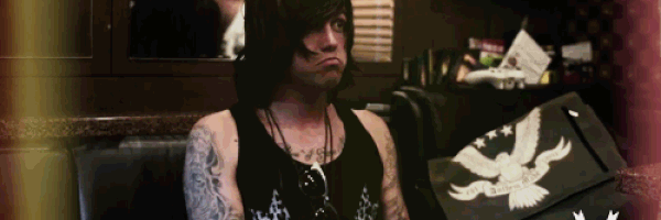 ouch-ezgif.com-resize.gif.d8959fe700b1dea5d69d8d5427fe0ee5.gif